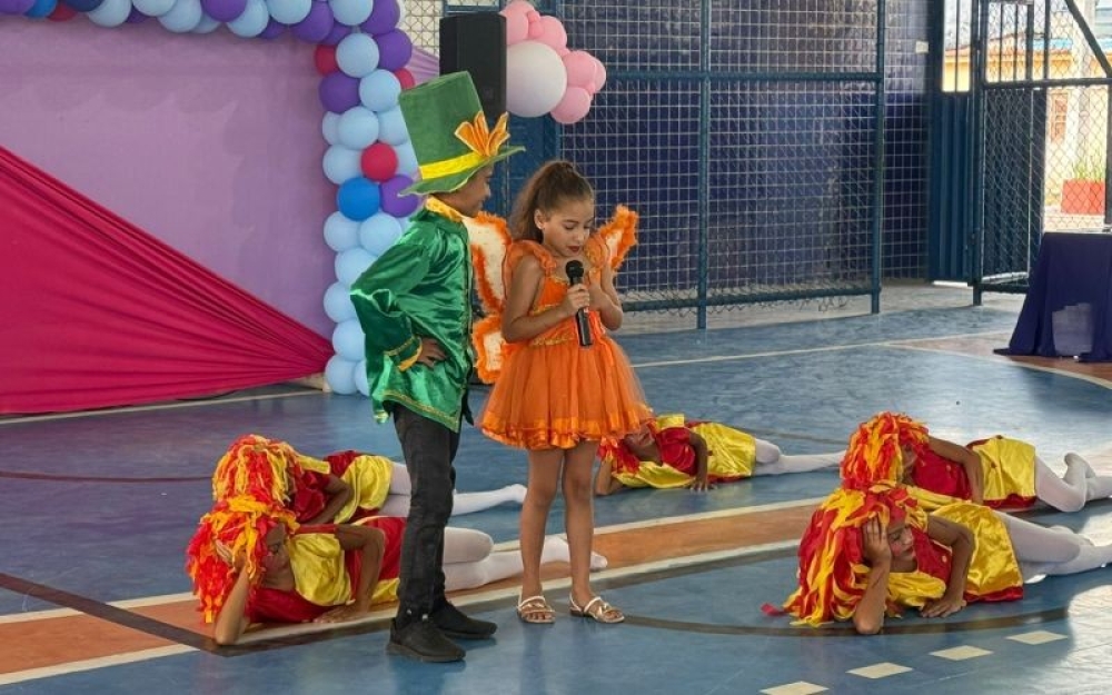 Semana de Incentivo à Leitura Fortalece Protagonismo Estudantil em Luziápolis