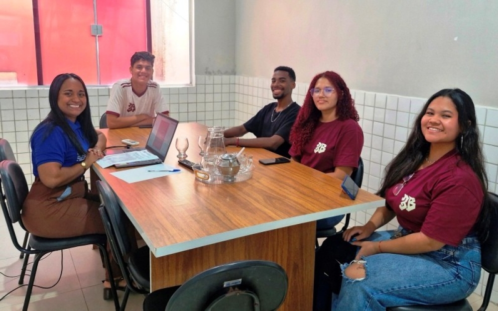 Campo Alegre realiza reunião com adolescentes do NUCA para acompanhamento das ações do PPCA
