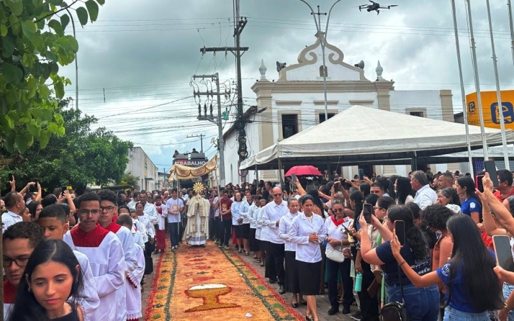 Comunidade Católica de Campo Alegre celebrou mais uma edição da Missa e Procissão do Dia de Corpus Christi