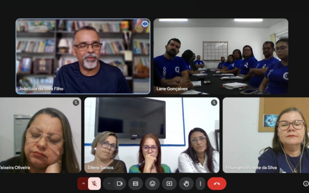 Secretaria Municipal de Educação realiza a 2ª etapa do Programa de Desenvolvimento de Líderes Escolares - PRODELE