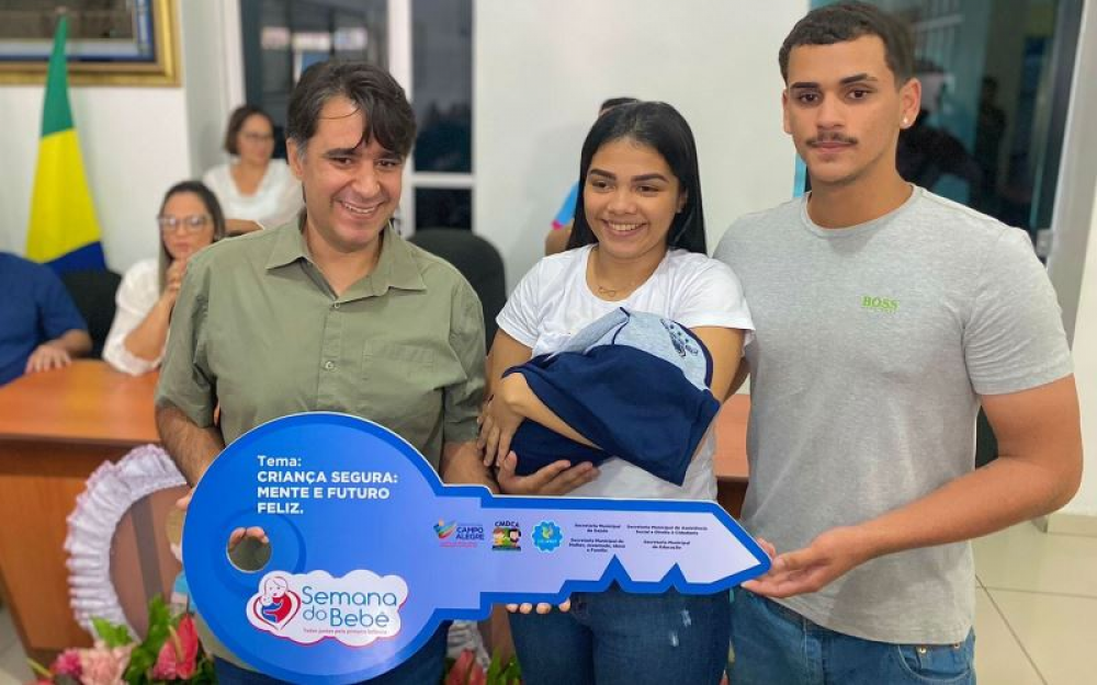 Encerramento da IX Semana do Bebê é marcado pela entrega da chave ao Bebê Prefeito