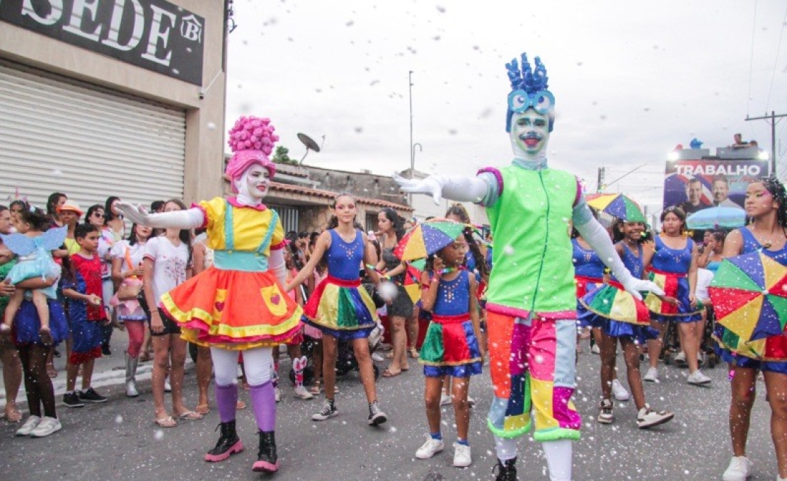 Bloco Infantil Carnafolia Kids 2026 fez a alegria da garotada de Campo Alegre com a Banda Tchik...