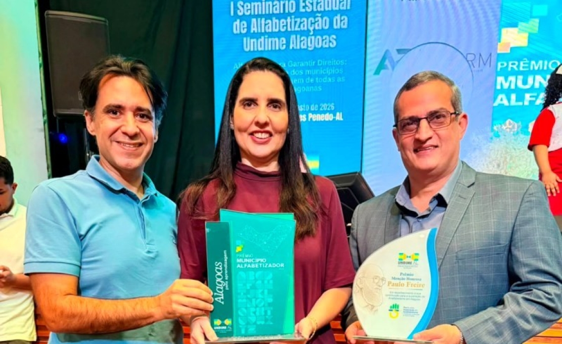 Reconhecimento: Educação de Campo Alegre recebe o Prêmio Município Alfabetizador 2025