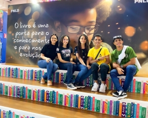 alunosbienal-7.jpeg